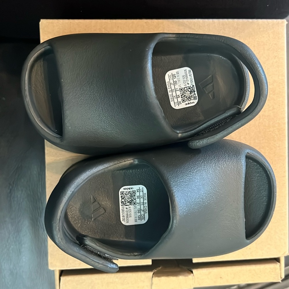 YZY SLIDES- Infants
